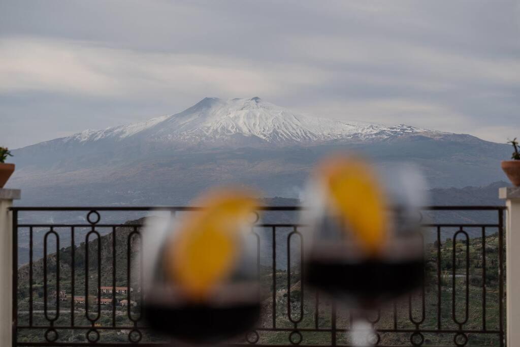 La Chicca Sicily Holiday House Кастельмола Экстерьер фото
