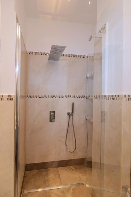 La Chicca Sicily Holiday House Кастельмола Экстерьер фото